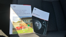 Toyota Yaris 1.5 Hybrid Icon 5dr CVT Hybrid Hatchback